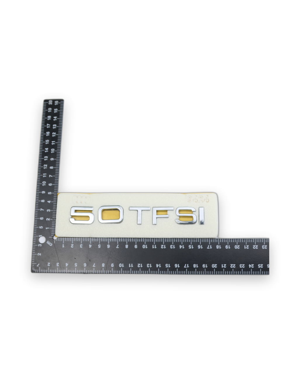 50 TFSI Ölçü: 147x20 mm Krom Bagaj Yazısı Audi Uyumlu