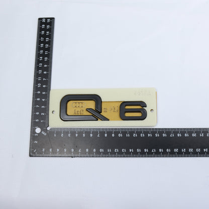 Q6 Ölçü: 110x40 mm Siyah Bagaj Yazısı Audi Uyumlu