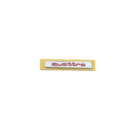 Quattro Audi Quattro bagaj yazısı, 100 x 15 ölçüsünde. Krom Kırmızı Bagaj Yazısı Audi Uyumlu