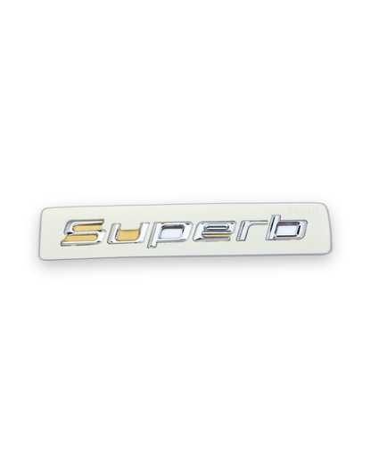 Superb Uzun Krom Bagaj Yazısı Skoda Uyumlu
