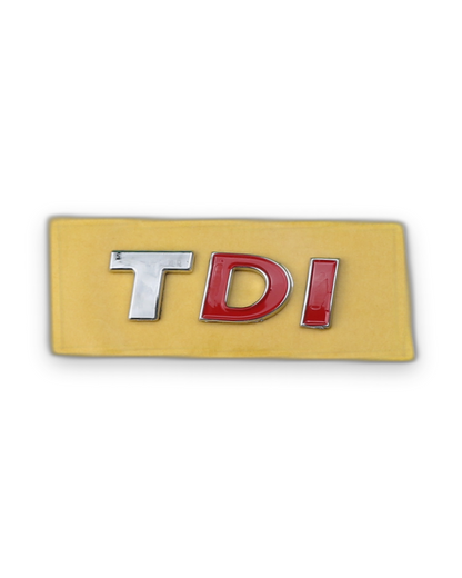 TDI İki Kırmızı Bagaj Yazısı Volkswagen Uyumlu