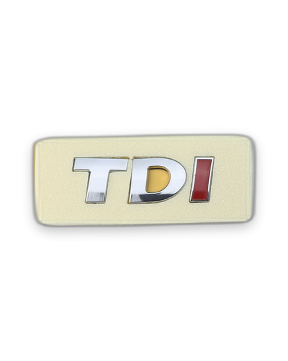 TDI Tek Kırmızı Bagaj Yazısı Volkswagen Uyumlu